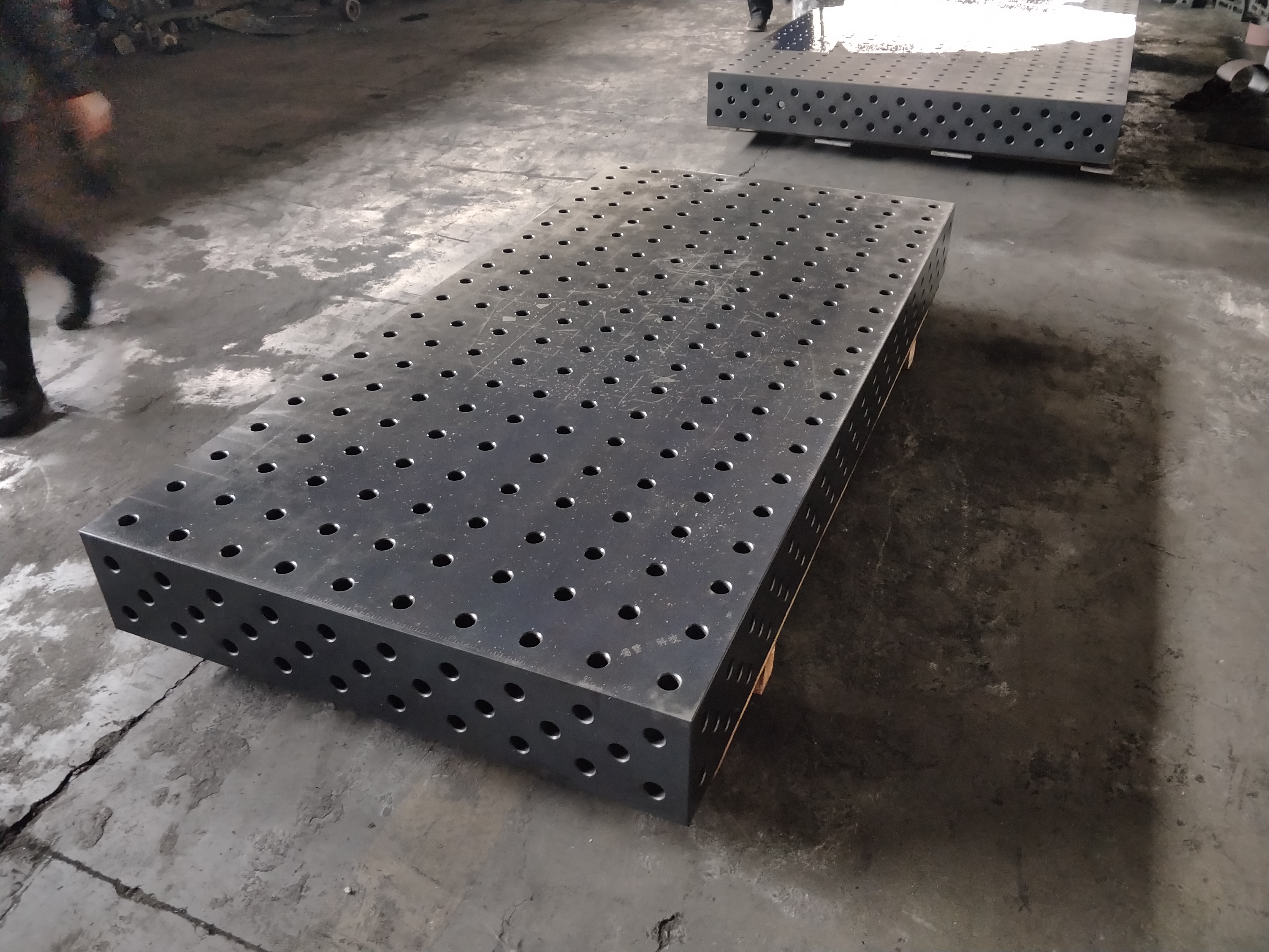 河北远鹏 渗氮三维焊接平台  多孔二维三维焊接平板